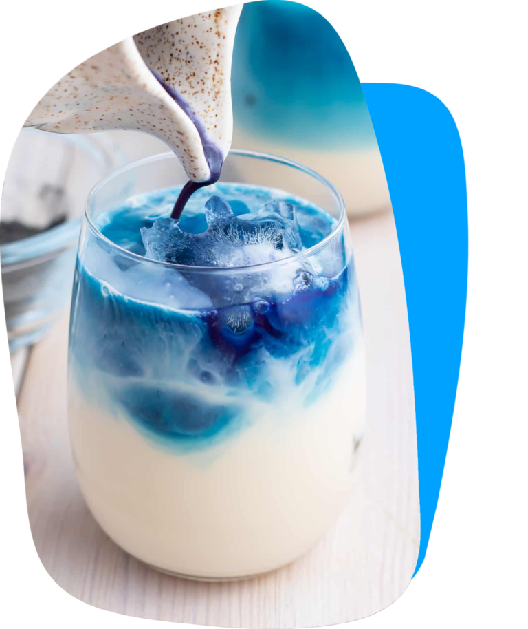 Blue Bubble Tea – Vibrant blue tea with a fruity flavor, topped with tapioca pearls.